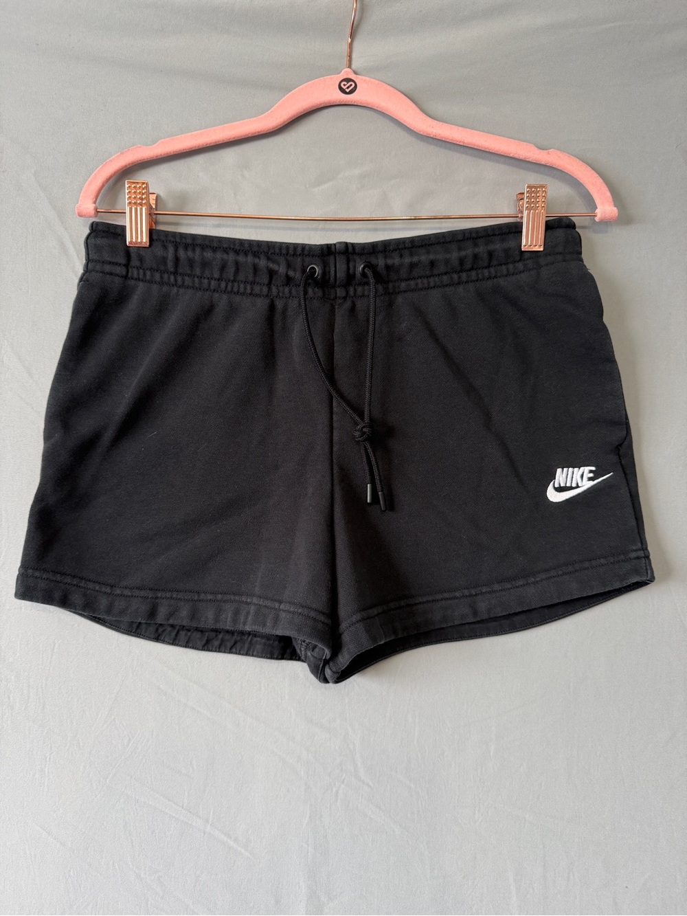 Nike Womens Hi Rise Shorts Size S Black Logo Sporty Gym Workout Pockets Summer